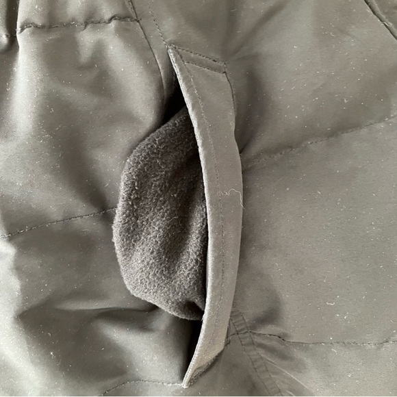 Uniqlo Ultra Warm Down Parka - Picture 10 of 10